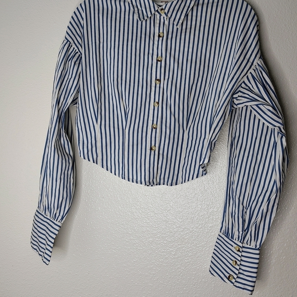 Free People X Revolve Blue and White Notched Collar Crop Shirt Sz S Cotton - Picture 10 of 14